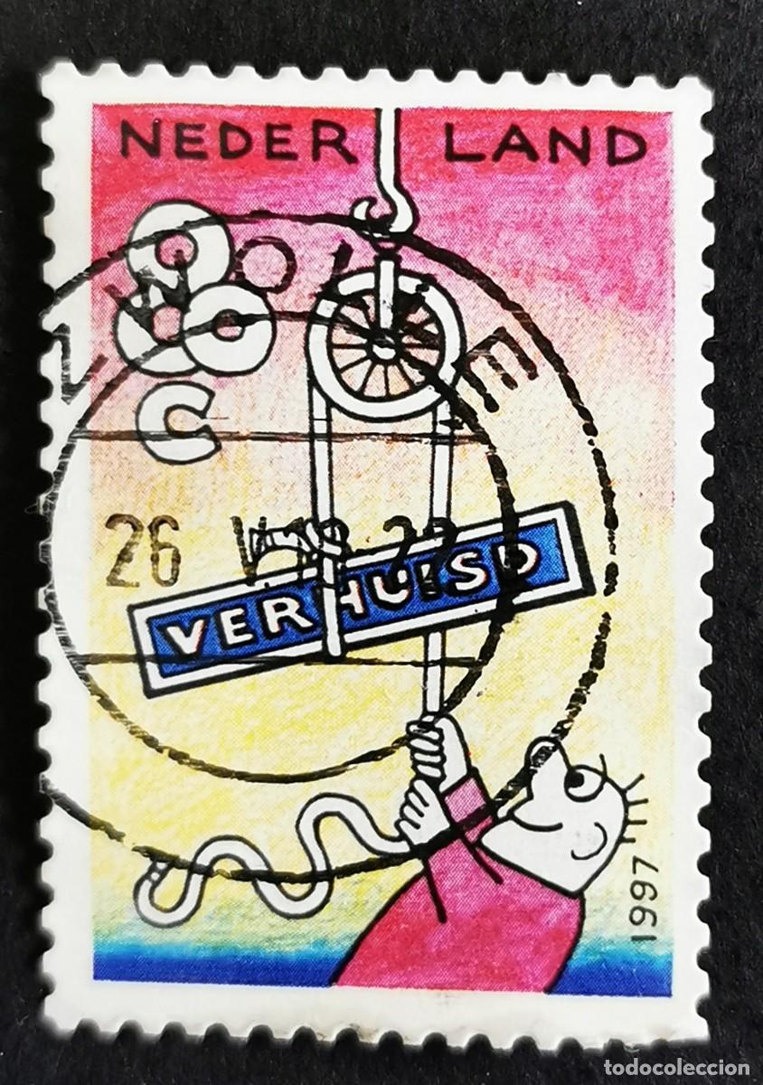 Francobolli: Sello Pa&iacute;ses Bajos 1997,Colocando el cartel de &rdquo;MUDANZA&rdquo;, 80 c. Michel: NL 1605