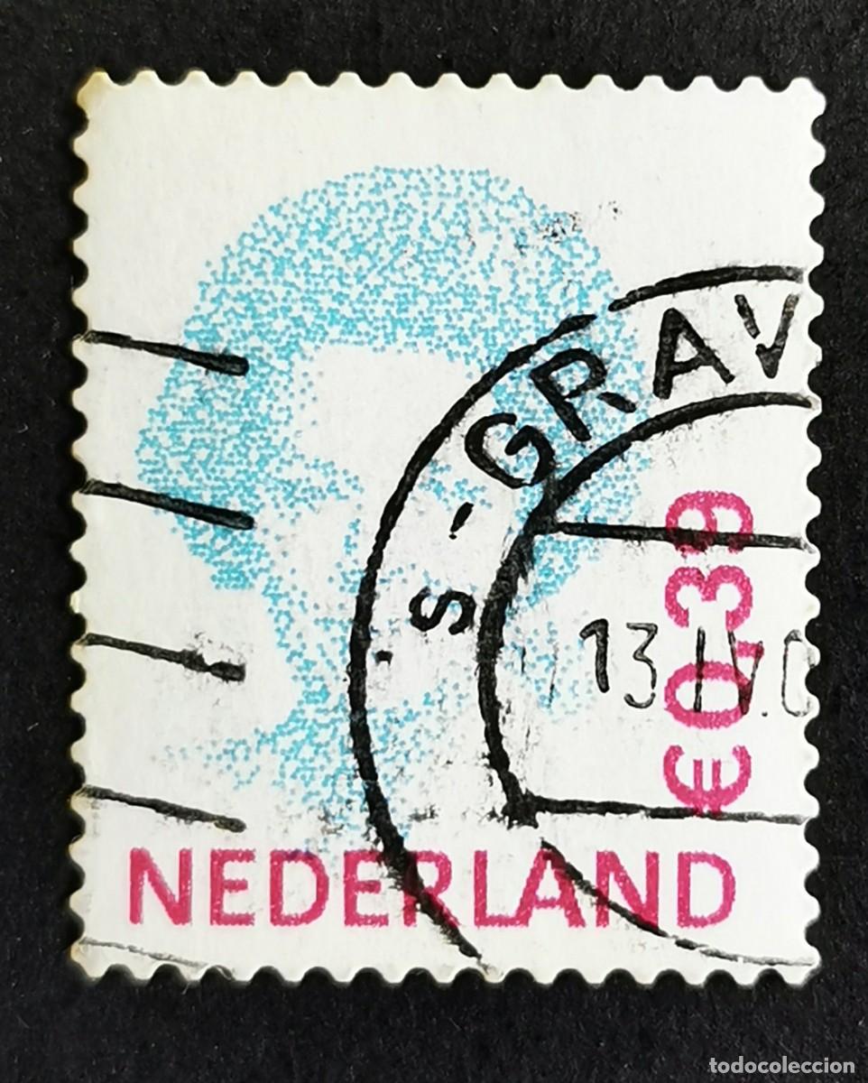 Sellos: Sello Pa&iacute;ses Bajos 2002, Reina Beatriz (1938-), Tipo 'Inversi&oacute;n' Troquela, 0,39 &euro;. Michel: NL 1961