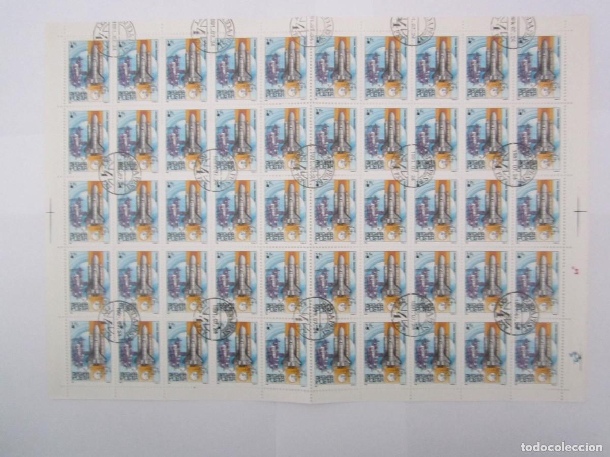 Sellos: BLOQUE DE 50 SELLOS MAGYAR POSTA 1982 - Foto 1