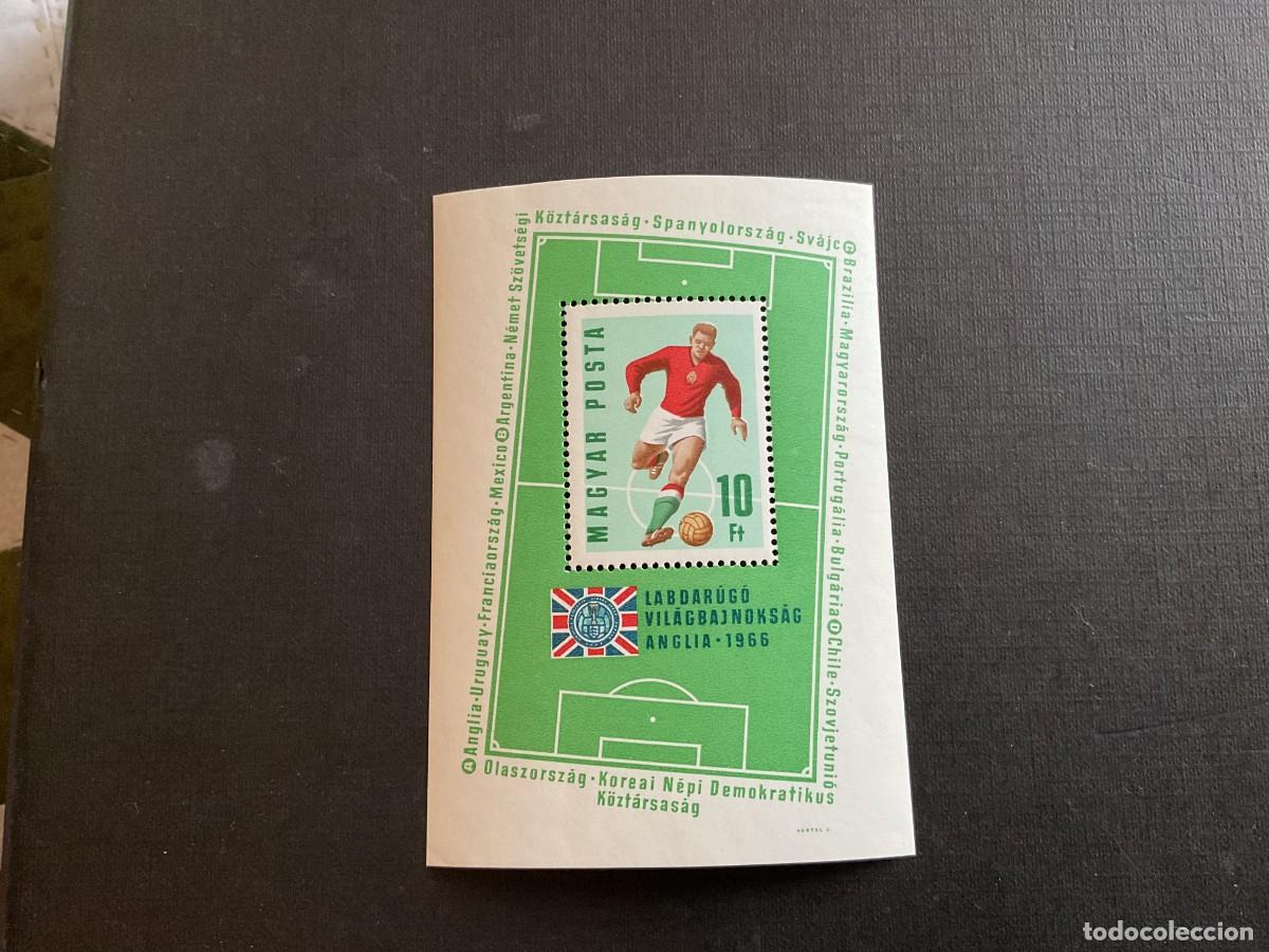 Sellos: HUNGRIA N&ordm; YVERT HB 59** A&Ntilde;O 1966. CAMPEONATO MUNDIAL DE FUTBOL. CON CHARNELA