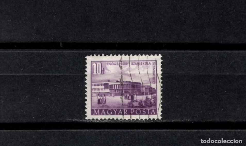 Sellos: Sello usado. Edificios gobierno. Facultad Medicina de Szombathely. Sello 10 filler. 1958. Yvert 1171