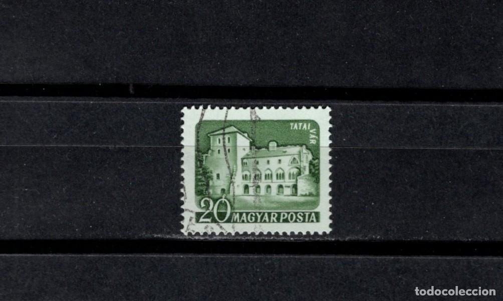 Sellos: Sello usado. Castillo de Tata. Sello de 20 filler. Color. 1960 septiembre. Yvert 1396.