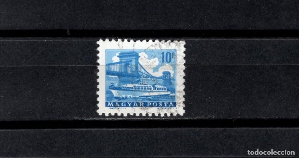 Sellos: Usado. Puente de las Cadenas Sz&eacute;chenyi. Budapest. Sello de 10 filler. 1963 julio. Yvert 1555.