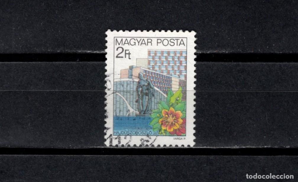Sellos: Sello usado. Lugares de Recreo. Hajduszoboszlo. Sello 2 florines. Diciembre 1983. Yvert 2885.