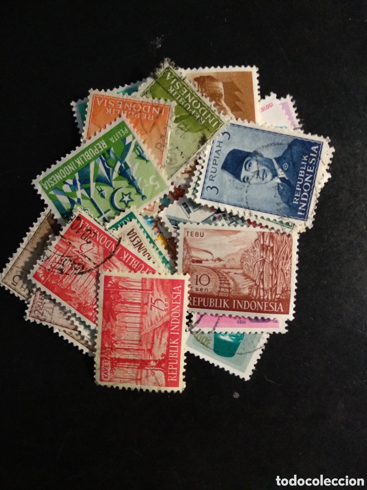 Sellos: LOTE DE SELLOS DE INDONESIA - Foto 1