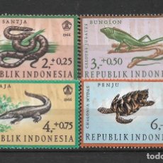 Sellos: INDONESIA 1966 SERIE COMPLETA USADO FAUNA - 4-15
