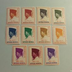 Sellos: INDONESIA 1965 - PRESIDENTE SUKARNO - CONFERENCIA DE NUEVAS FUERZAS EMERGENTES. YAKARTA - 11 VALORES
