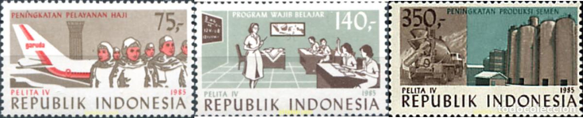 Sellos: 42167 MNH INDONESIA 1985 4 PLAN QUINQUENAL DEL DESARROLLO
