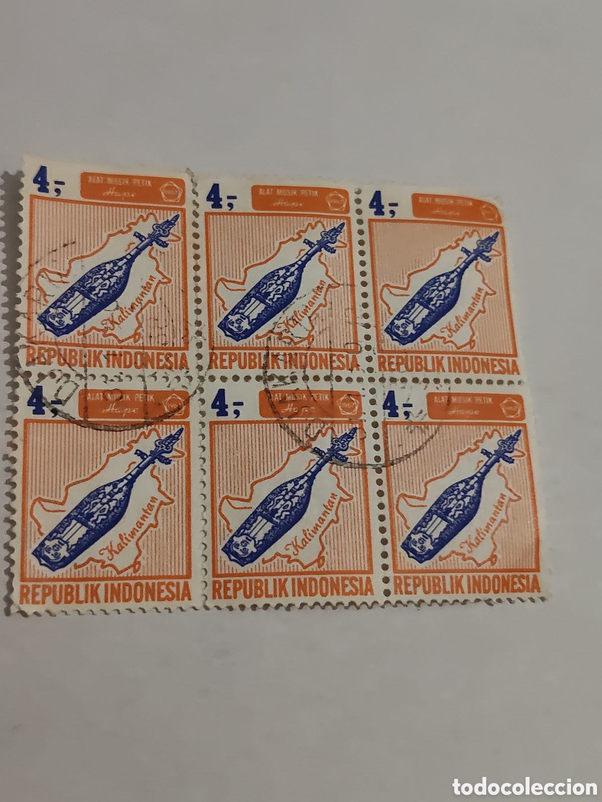 Sellos: Bloque de 6 sellos de Indonesia instrumentos musicales 1967