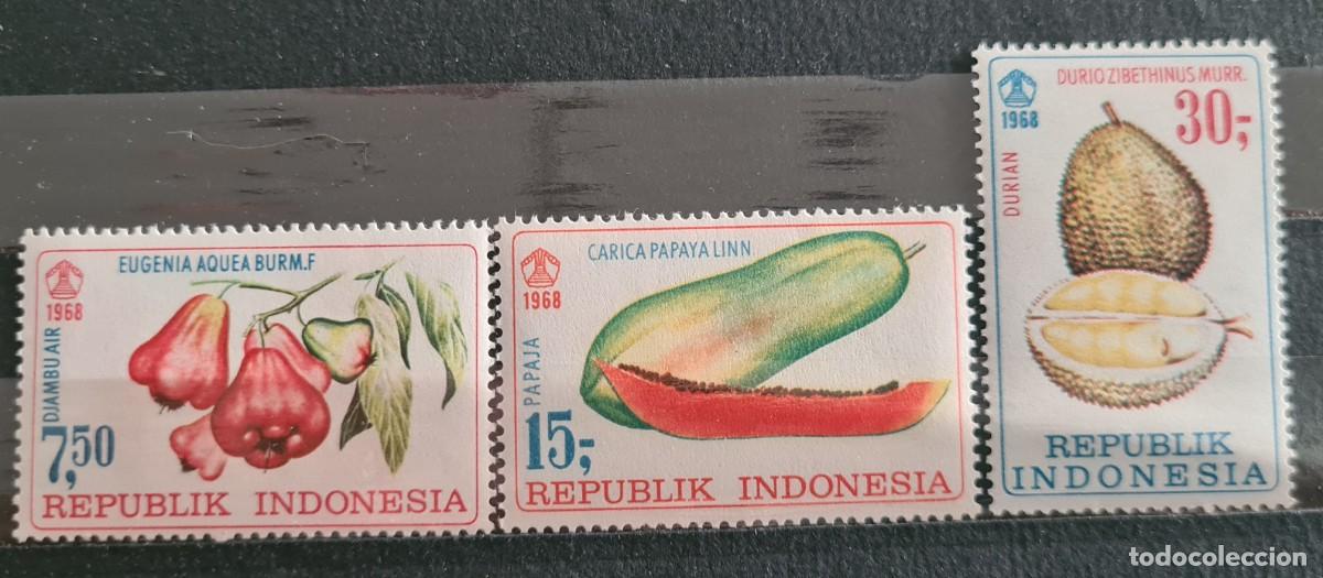 Selos: Serie completa de sellos nuevos de Indonesia 1968: Frutos diversos