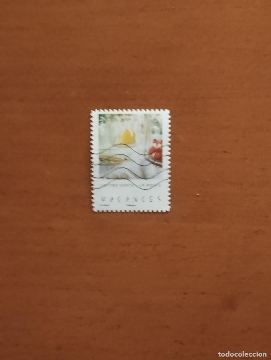 Sellos: 22.04/ Francia. Autoadhesivo. Sello en usado. Vacaciones