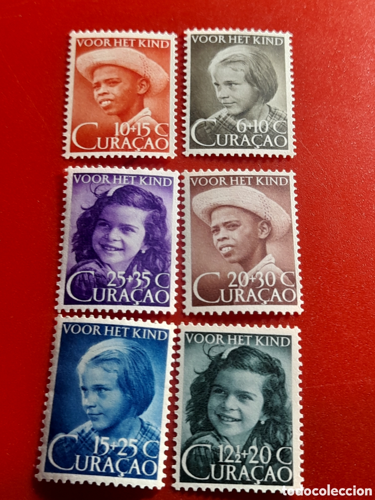 Sellos: Sello Curacao mtdo/udo 1948. Pro infancia. Bienestar. Fundaci&oacute;n Cruz blanca. Sombrero. Folclore. Cos