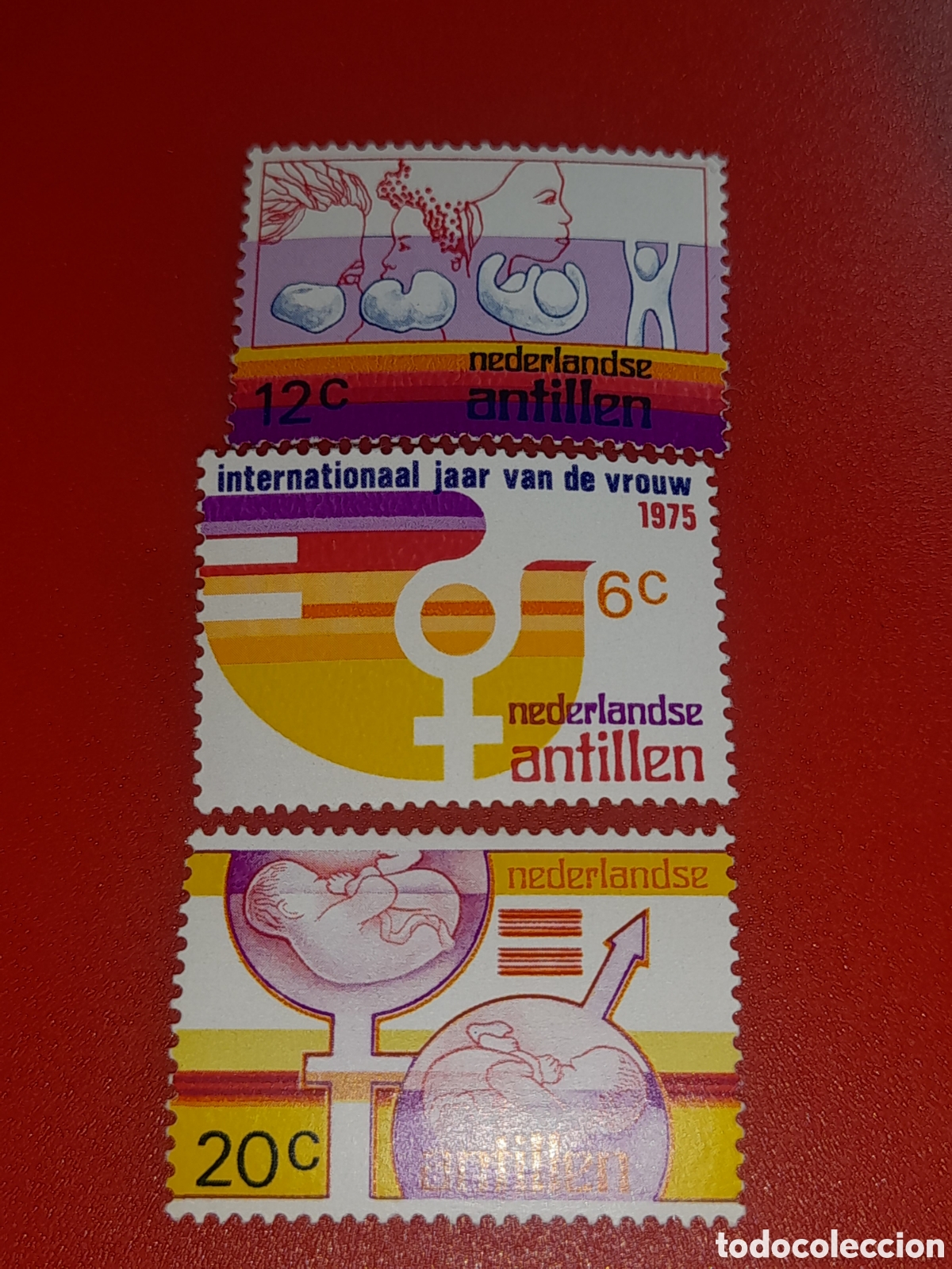 Sellos: Sello Antillas Holandesas nuevo 1975. A&ntilde;o inter mujer. Feto. Paloma. Ave. S&iacute;mbolos. Embarazo. Salud