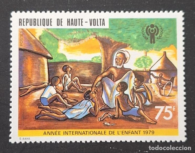 Sellos: Alto Volta 1979 Mi. 748 A&ntilde;o Internacional del Ni&ntilde;o aldea