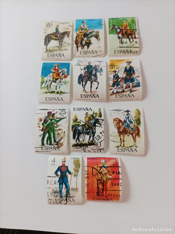 Sellos: Sellos uniformes militares - Foto 1