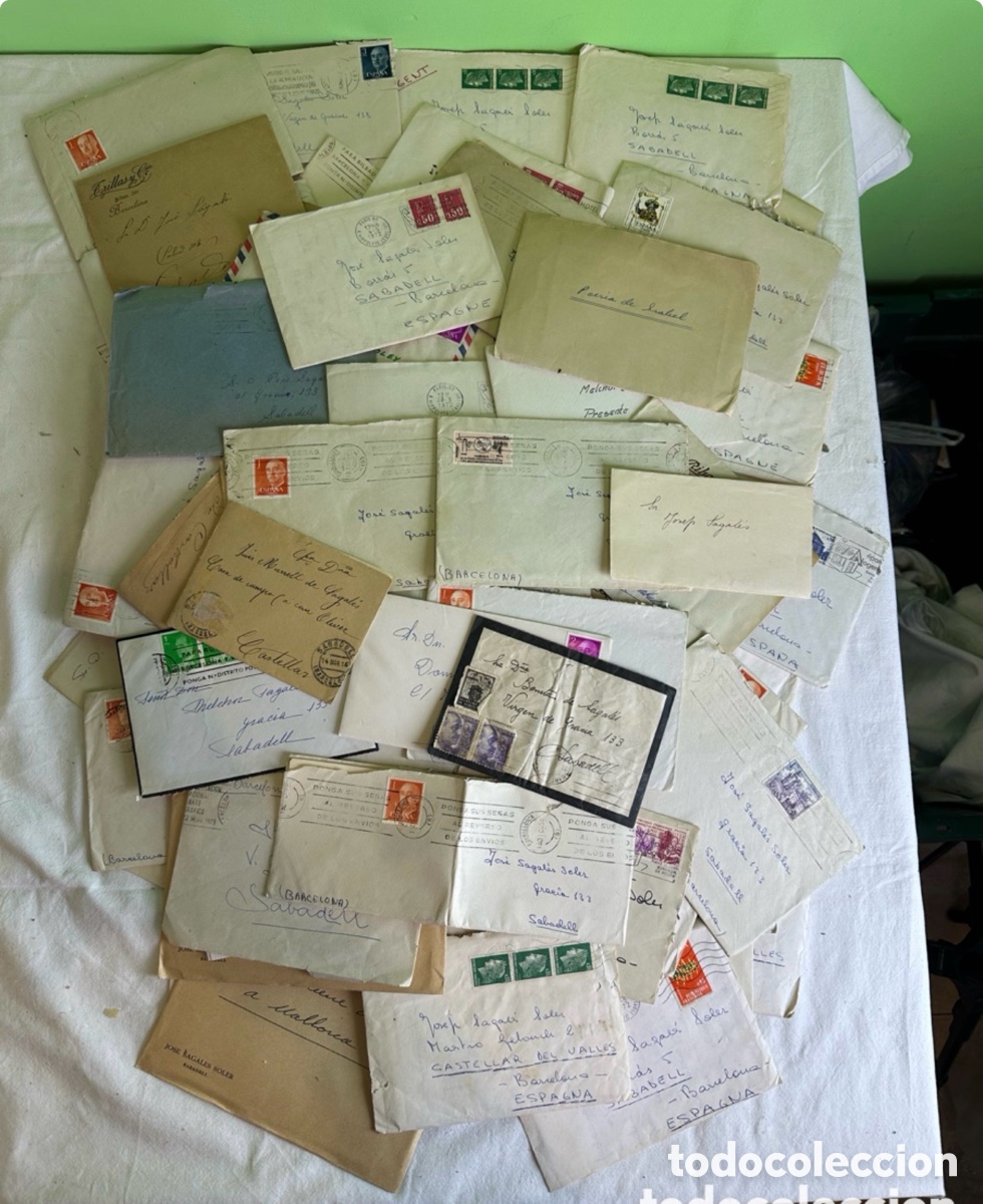 Sellos: Lote de 141 cartas circuladas con sellos &eacute;poca Franco . Ver todas las fotos . (lote B)