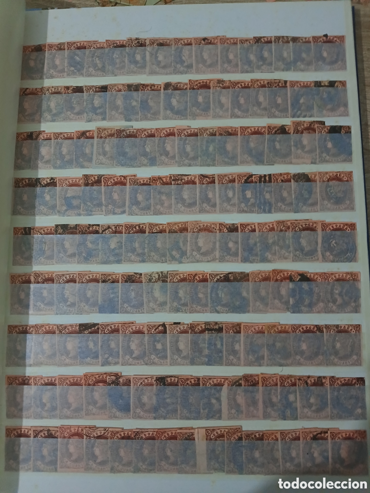 Sellos: Lote de 135 sellos cl&aacute;sicos. 4 cuartos de Isabel II Edifil 58 y 64