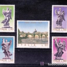 Sellos: ITALIA 1975 IVERT 1211/15 *** AÑO SANTO - ESCULTURA - ANGELES Y MONUMENTO