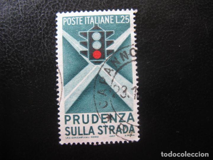 Selos: -italia 1957, prudencia en carretera, Yvert 743