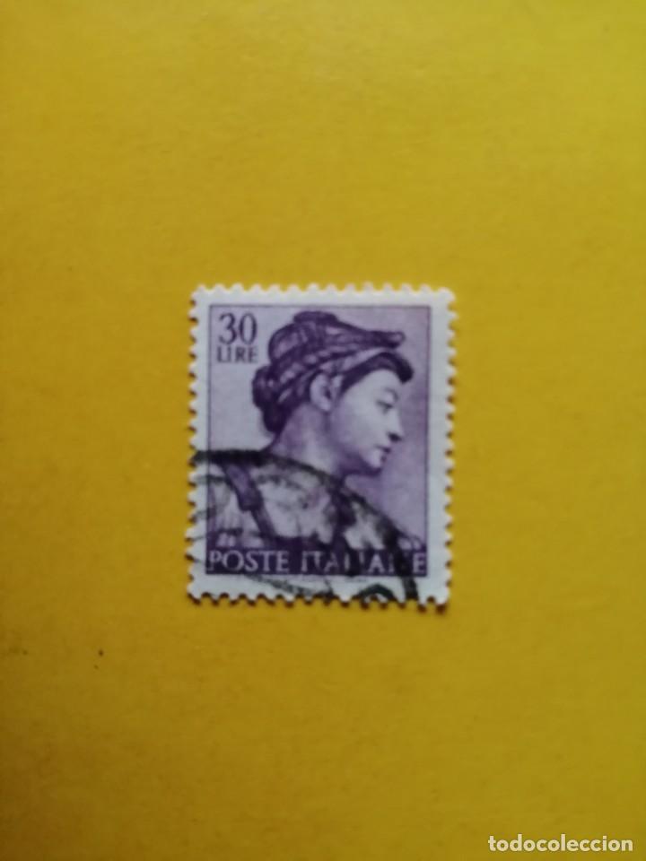 Sellos: 30 LIRE - POSTE ITALIANE - DE LA CAPILLA SIXTINA - CABEZA DE SIBYL ERITREA - 6-3-1961 - YT 832