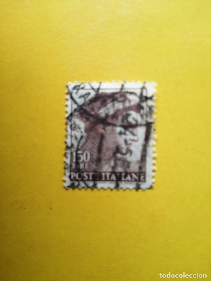 Sellos: 150 LIRE, POSTE ITALIANE, DETALLE DE LA CAPILLA SIXTINA.