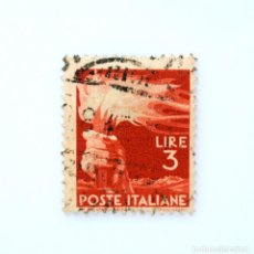 Sellos: SELLO POSTAL ANTIGUO ITALIA 1945 3 LIRA MANO SOSTENIENDO UNA ANTORCHA - DEMOCRACIA