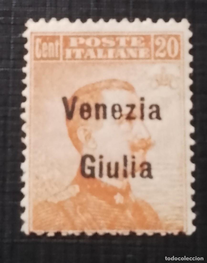 Sellos: ITALIA 20 CENT, - SOBREIMPRESO: VENEZIA GIULIA