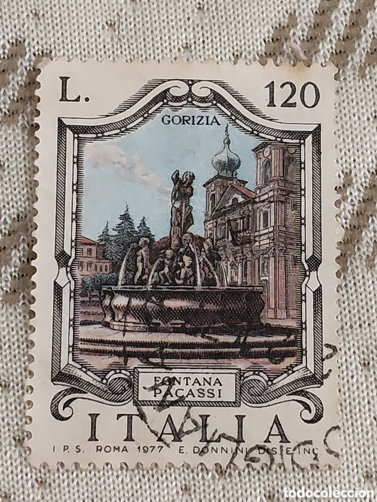 Sellos: Sello de Italia Fontana Pacassi en Gorizia 1977