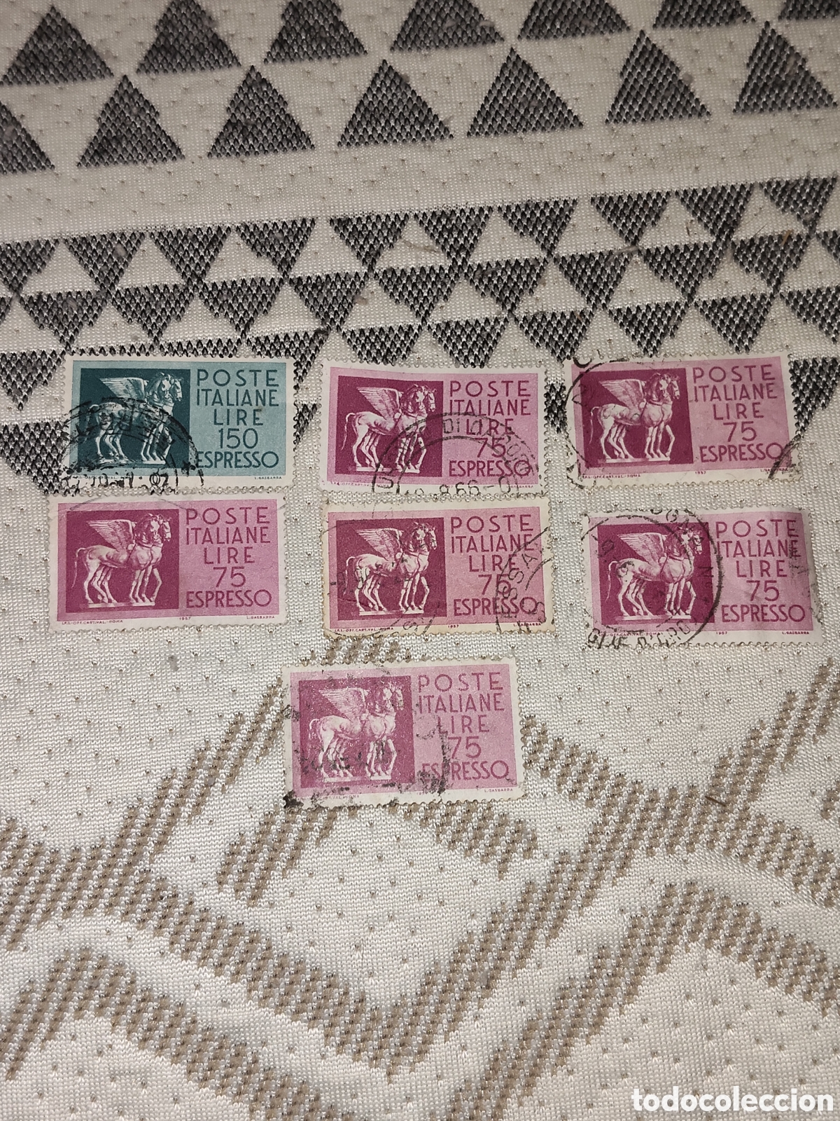 Sellos: 7 sellos de Italia caballos alados Etruscos 1958