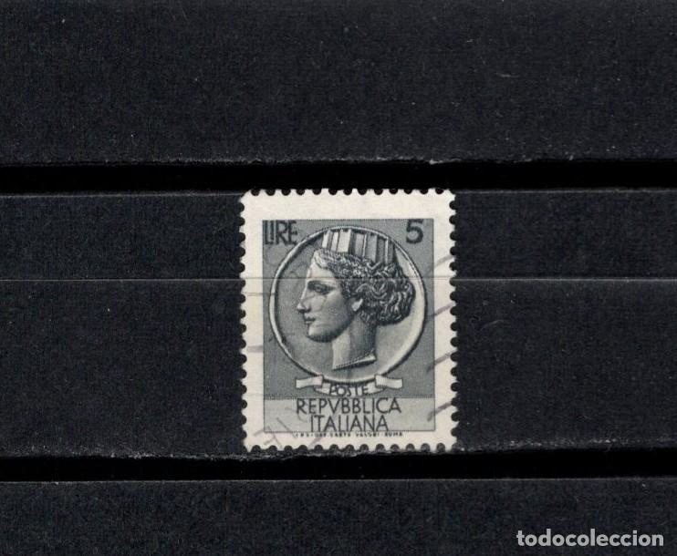 Sellos: Sello usado Italia. 1953. Moneda Siracusa 5 liras. 6 Junio 1953. Yvert 648.