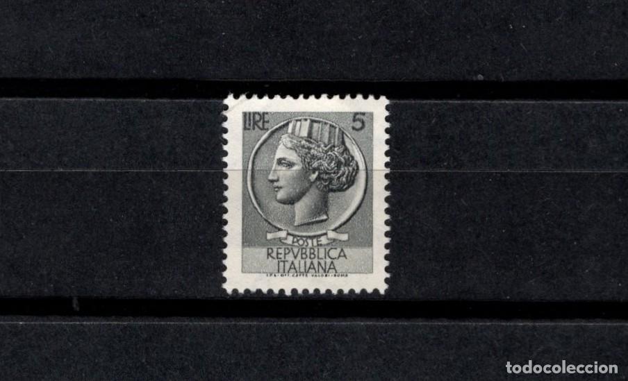 Sellos: Sello usado Italia. 1953. Moneda Siracusa 5 liras. 6 Junio 1953. Yvert 648.