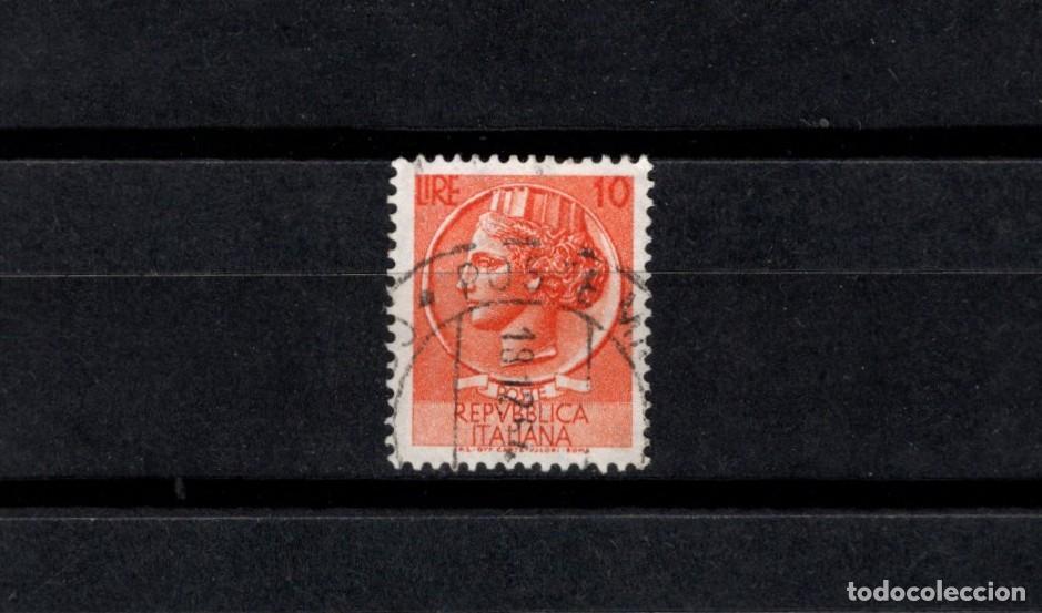 Sellos: Sello usado Italia. Moneda Siracusa 10 liras. 6 de Junio de 1983. Yvert 649.