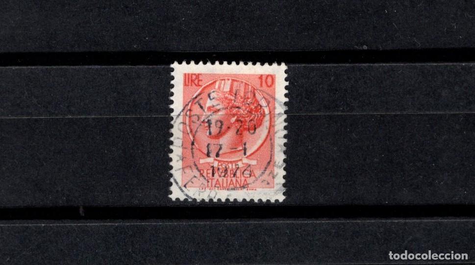 Sellos: Sello usado Italia. Moneda Siracusa 10 liras. 6 de Junio de 1983. Yvert 649.