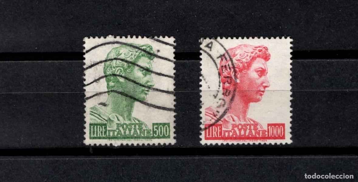 Sellos: Sellos usados. Estatua de San Jorge. Serie completa. 24 de Junio de 1957. Yvert 738/39.