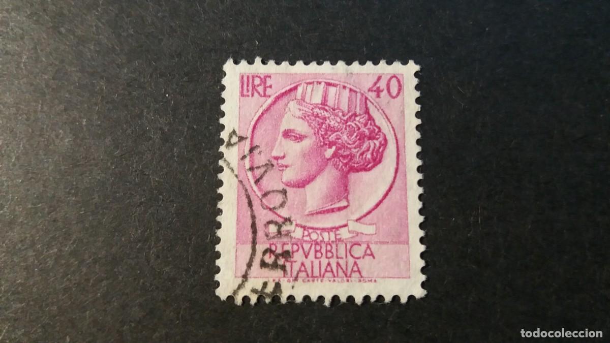 Sellos: Sello usado. Moneda Siracusa. 1 de Julio de 1960. 40 liras. Yvert 717A.