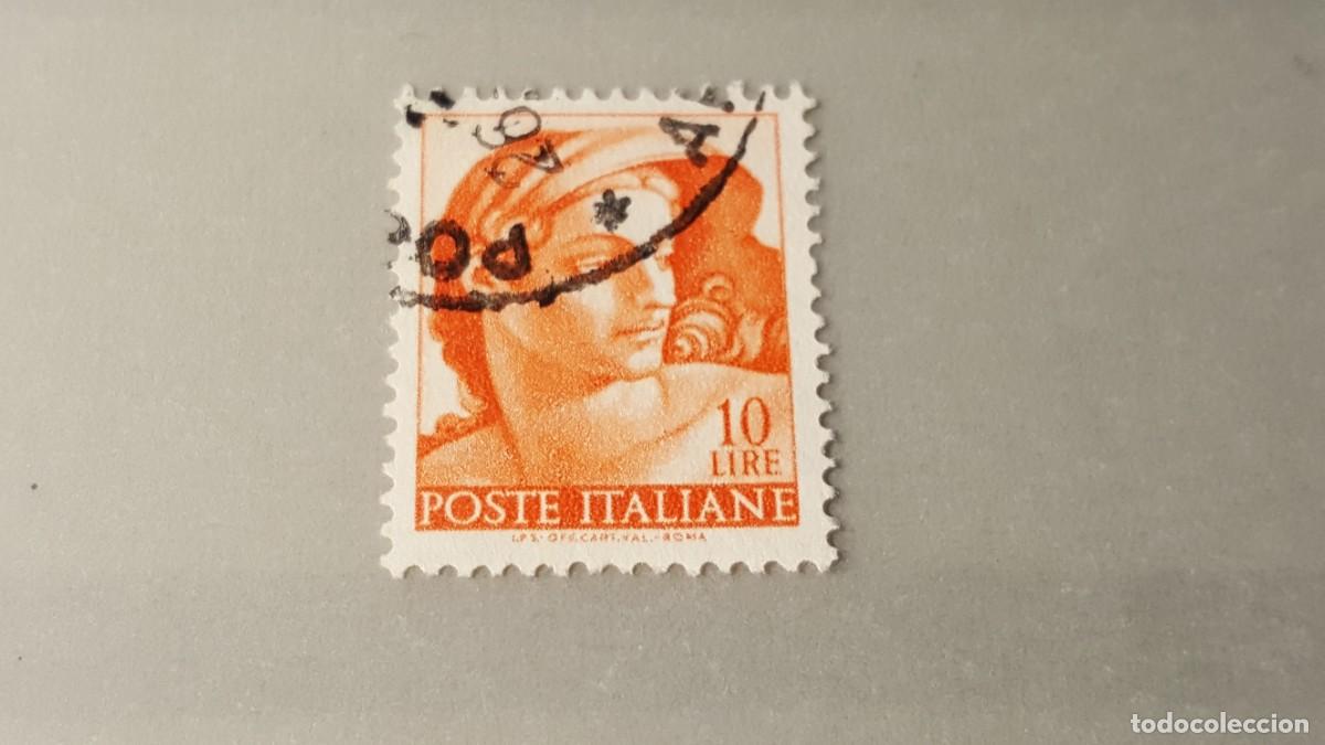 Sellos: Sello usado. Detalle Capilla Sixtina. Atleta. 6 de Marzo de 1961. 10 liras. Yvert 828.