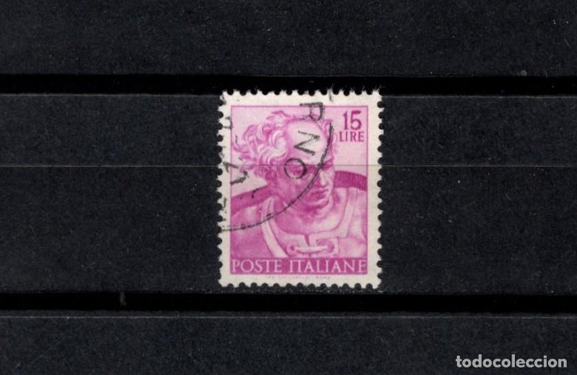 Sellos: Sello usado. Detalle Capilla Sixtina. Cabeza Profeta Joel. 6 de Marzo de 1961. 15 liras. Yvert 829.