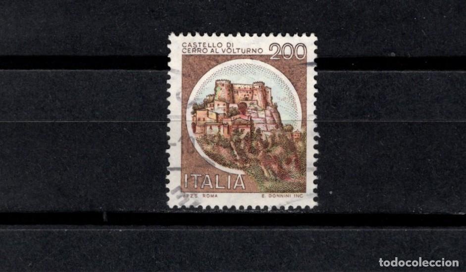 Sellos: Sello usado. Castillos. Castello di Cerro al Volturno. 22 Septiembre 1980. Yvert 1445.