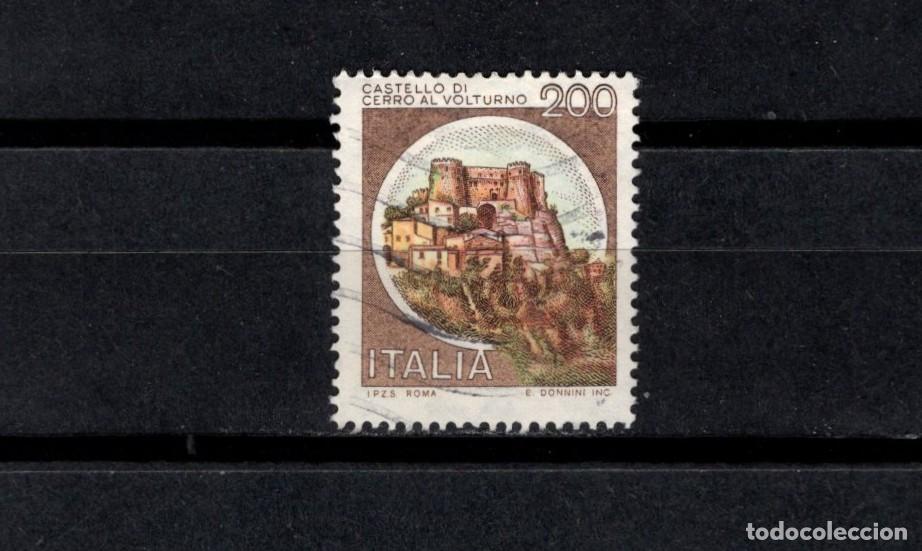Sellos: Sello usado. Castillos. Castello di Cerro al Volturno. 22 Septiembre 1980. Yvert 1445.