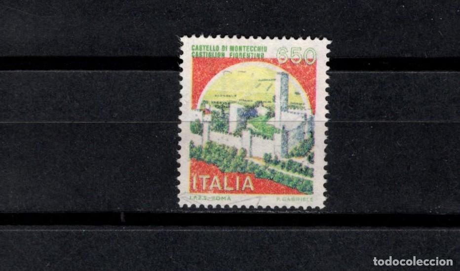 Sellos: Sello usado. Castillos. Montecchio Castiglion Fiorentino. 650 liras. 1985 marzo. Yvert 1686.