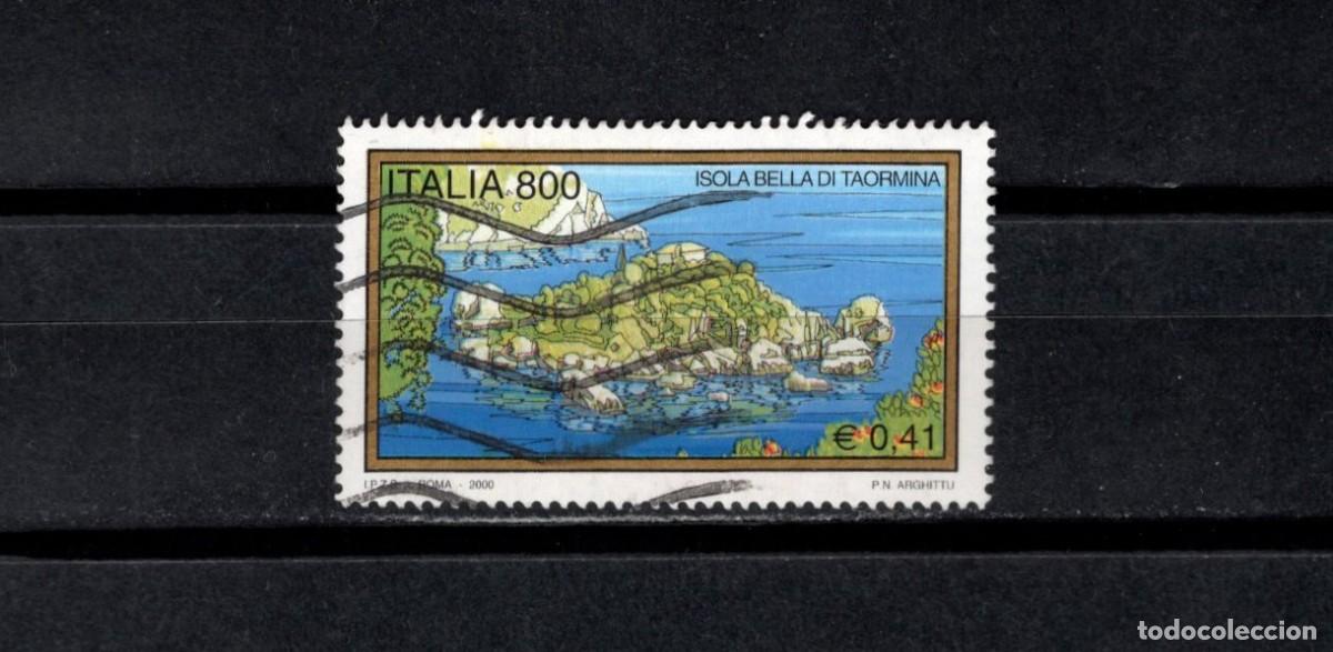 Sellos: Sello usado. Turismo. Isla de Taormina. 800 liras. 2000 abril. Yvert 2426.