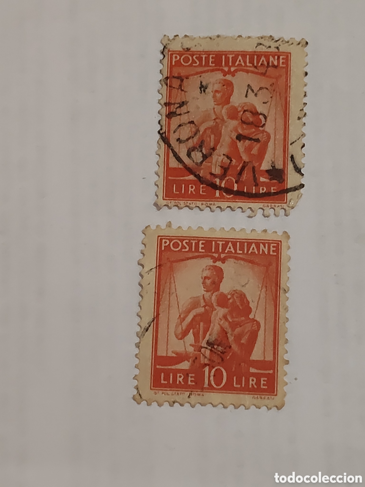 Sellos: 2 sellos de Italia figura aleg&oacute;rica o familiar 1946-49