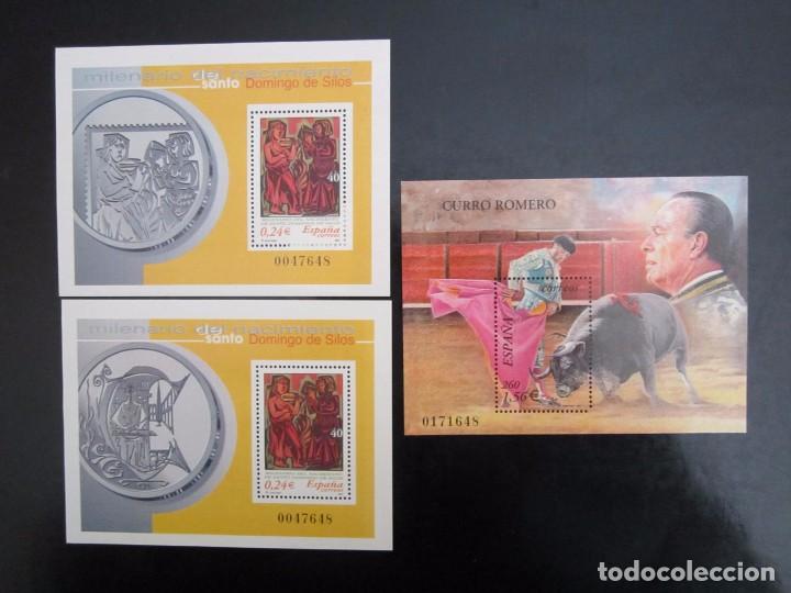 Sellos: SELLOS SH3818 Y 19 + SH 3834 A&Ntilde;O 2001