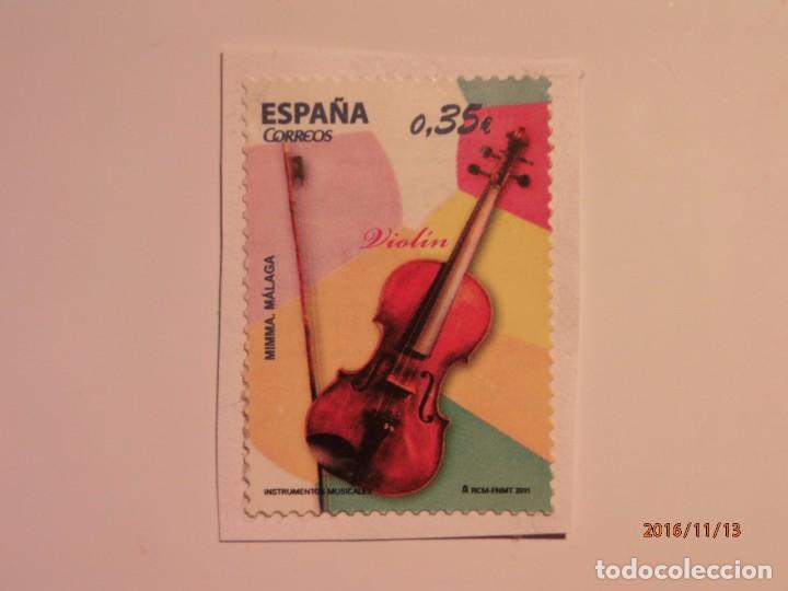 Sellos: A&Ntilde;O 2012 - INSTRUMENTOS MUSICASLES - VIOLIN