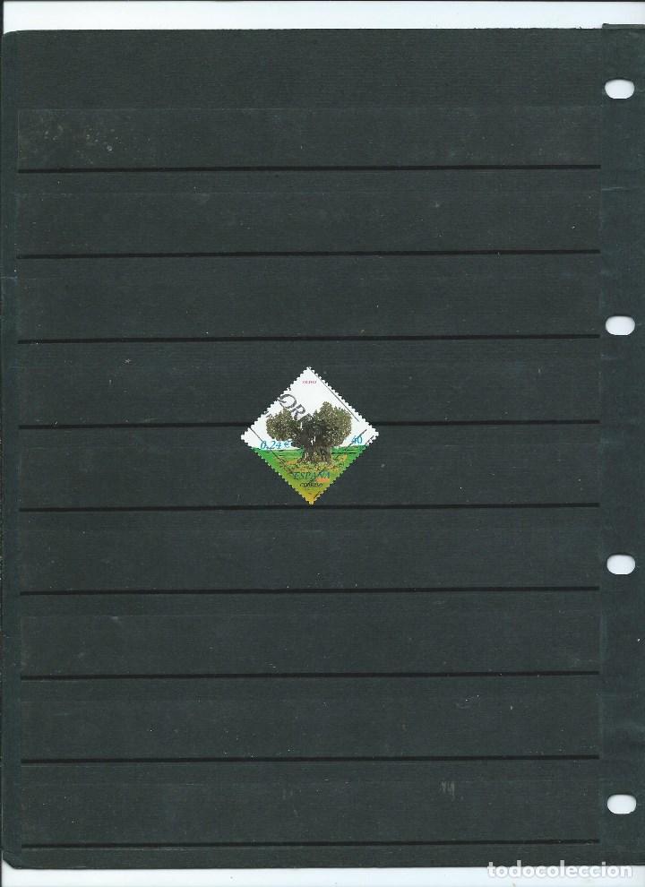 Stamps: SELLO EN USADO DEL A&Ntilde;O 2001 DE LA SERIE  DE ARBOLES OLIVO