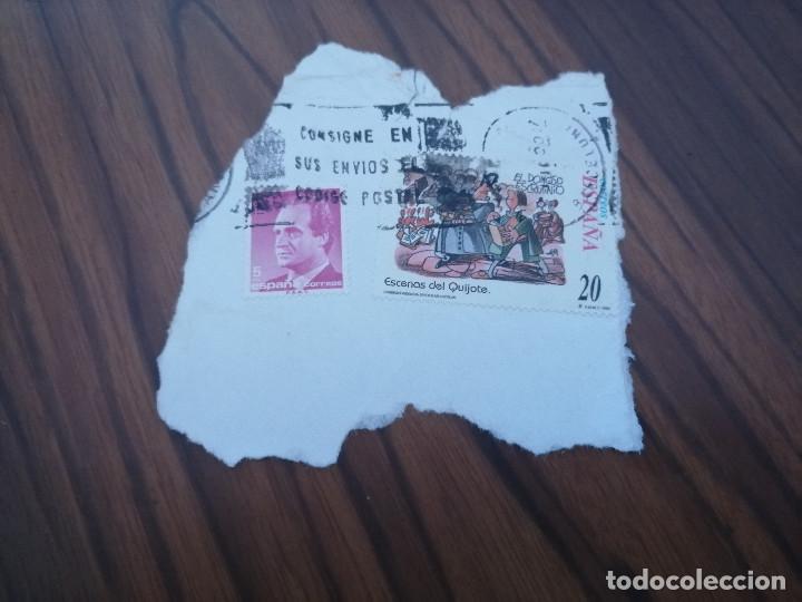 Sellos: DOS SELLOS. JUAN CARLOS I DE 5 PESETAS + ESCENAS DEL QUIJOTE DE MINGOTE. USADOS MATASELLADOS