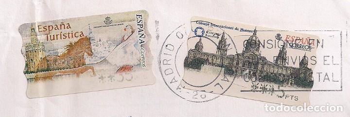 Stamps: FRAGMENTO CON DOS SELLOS TURISMO Y MUSEOS