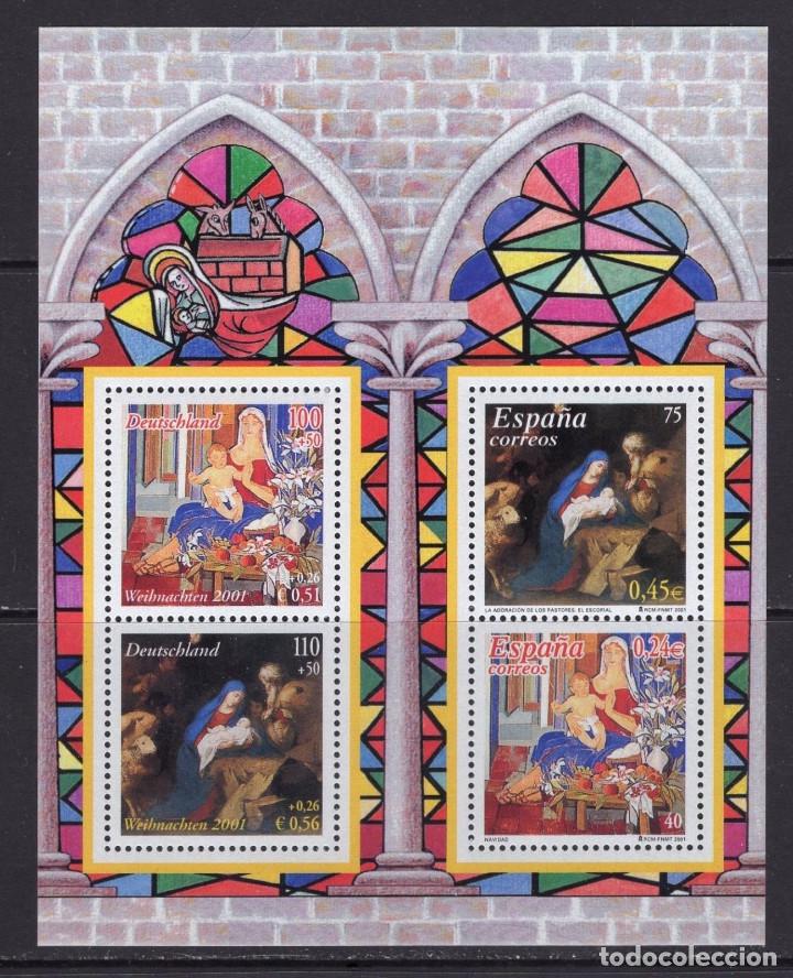 Sellos: 2001 EDIFIL 3837** HOJA NUEVA SIN CHARNELA. CUADROS NAVIDAD