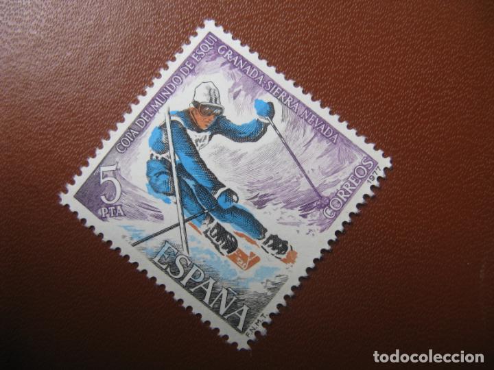 Sellos: 1977, copa del mundo de esqui, edifil 2408