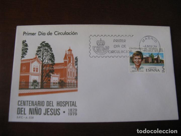 Sellos: 1979, centenario del hospital del ni&ntilde;o jesus, edifil 2548 en sobre primer dia de emision